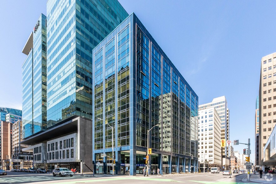 251 Laurier Ave W, Ottawa, ON for lease - Primary Photo - Image 1 of 5