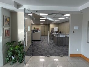 11969 Ventura Blvd, Studio City, CA à louer Photo intérieure- Image 2 de 9