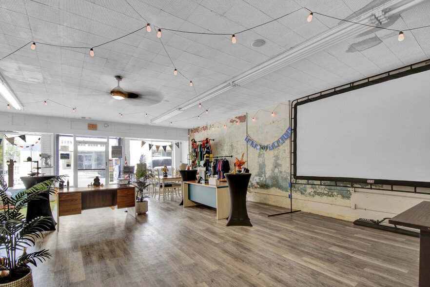 247 W Milam St, Wharton, TX for sale - Interior Photo - Image 2 of 3