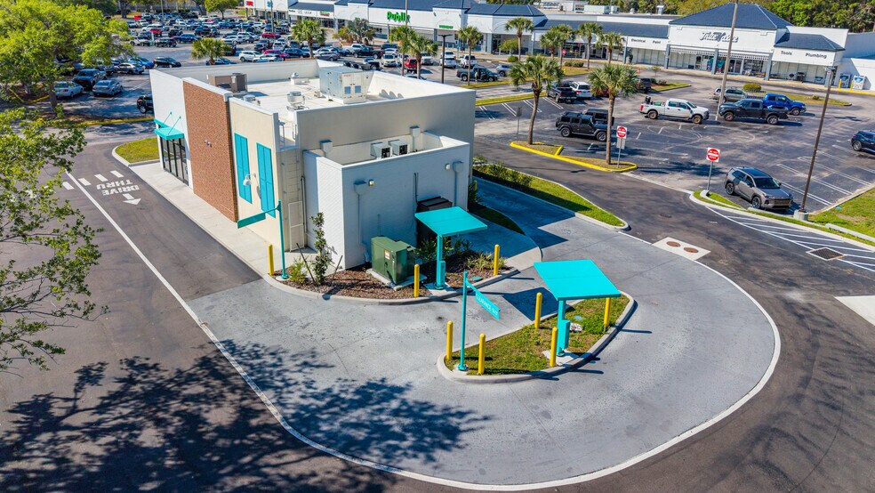 2900 S Ridgewood Ave, Edgewater, FL à louer - Photo du bâtiment - Image 2 de 36