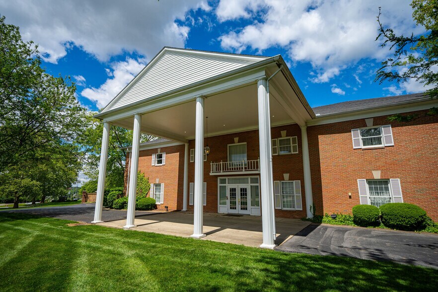 2990 Bethel Rd, Columbus, OH à vendre - Photo du bâtiment - Image 3 de 77