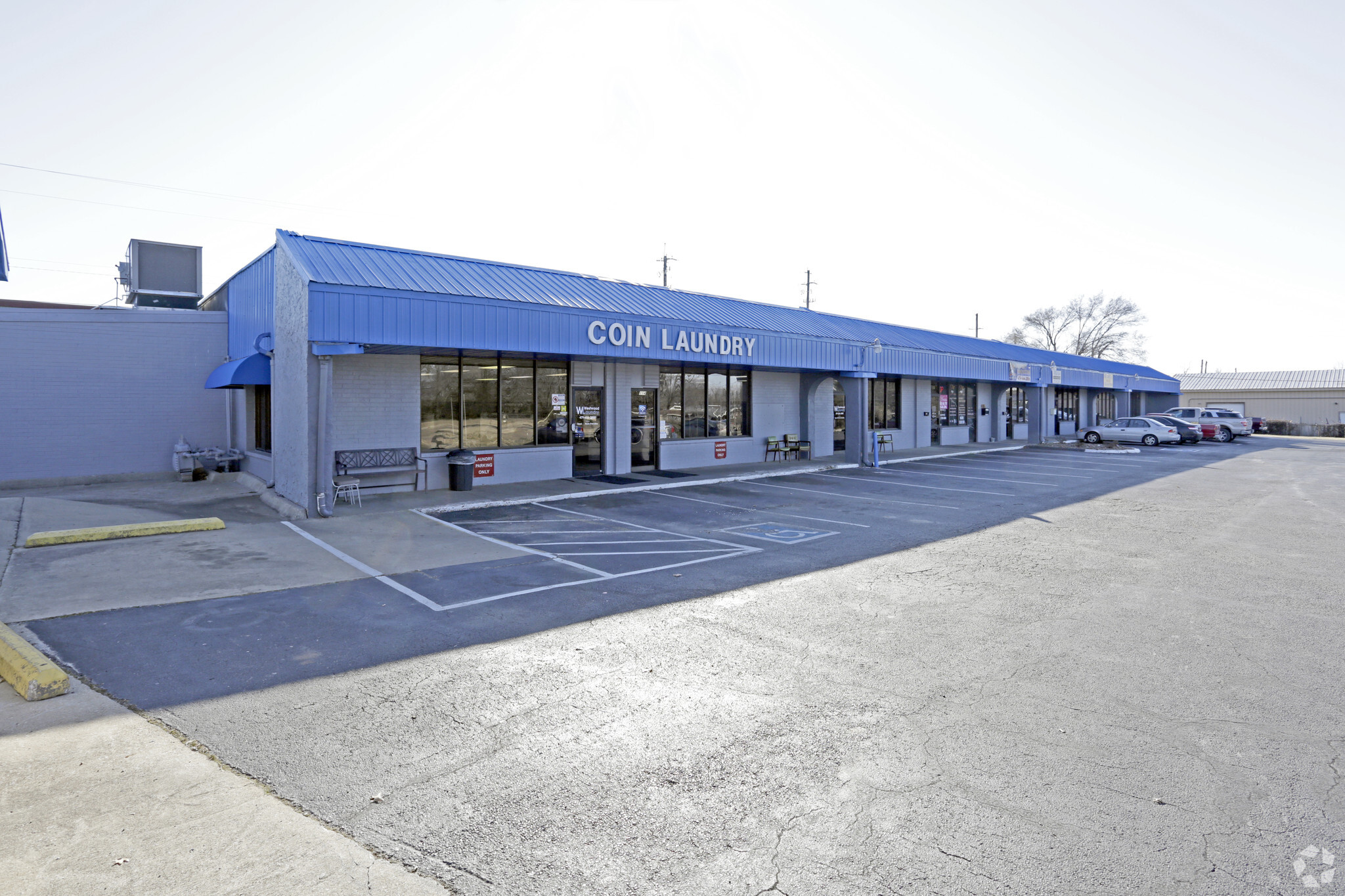 114-126 N 13th St, Rogers, AR for lease Primary Photo- Image 1 of 6