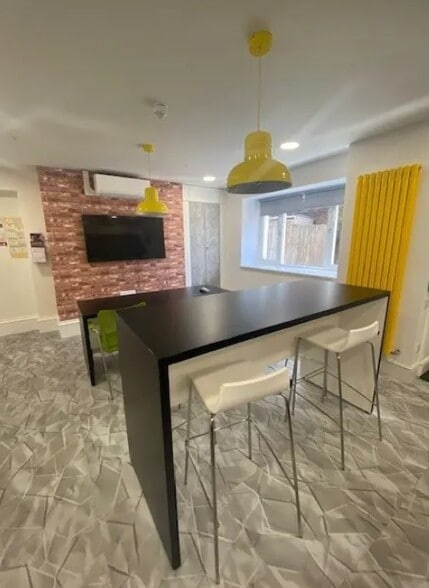 6 Whiteladies Rd, Bristol for lease - Interior Photo - Image 2 of 6