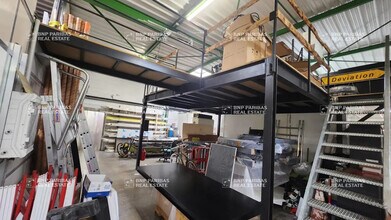 Bureau dans Saint-Thibault-des-Vignes à louer Photo du bâtiment- Image 2 de 2