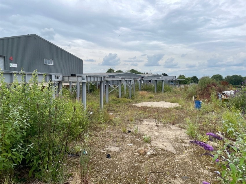 Hambleton Grv, Knaresborough for sale Primary Photo- Image 1 of 7