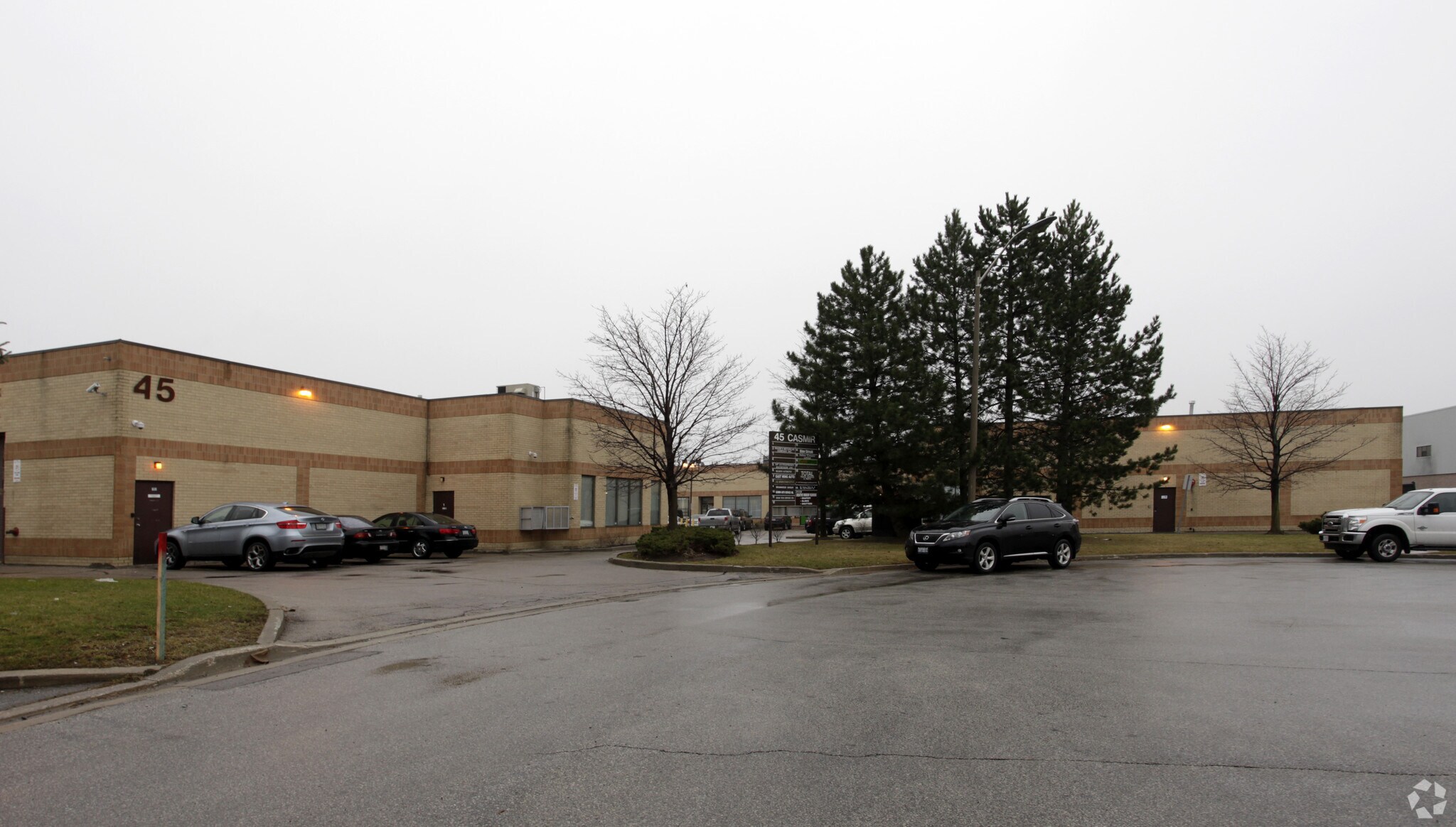 45 Casmir Ct, Concord, ON for sale Primary Photo- Image 1 of 1