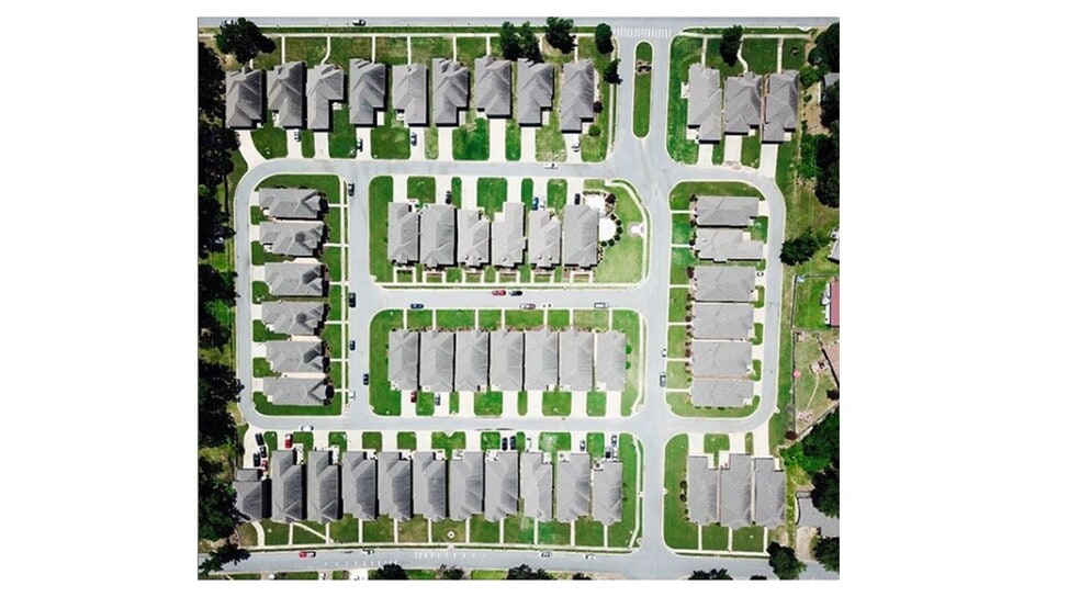 9401 Courtney Cv, Little Rock, AR for sale - Primary Photo - Image 2 of 6