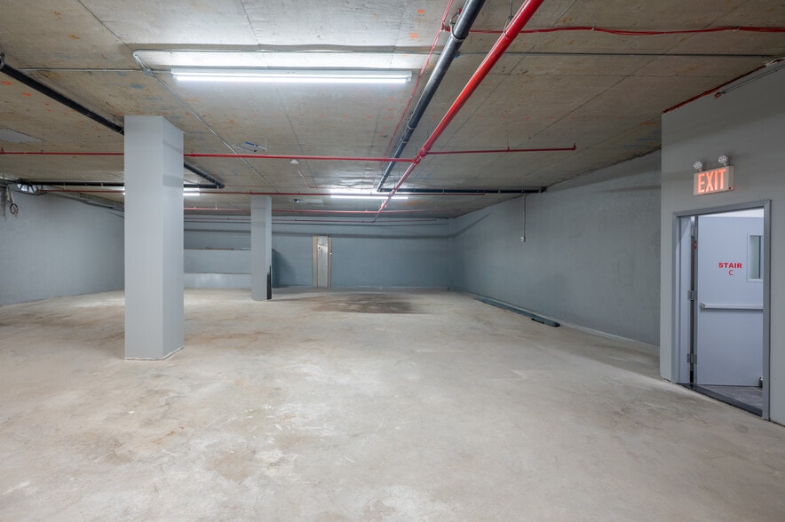 643 5th Ave, Brooklyn, NY for lease - Building Photo - Image 3 of 4