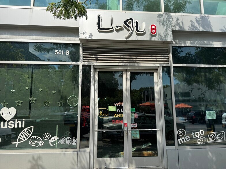 541 Myrtle Ave, Brooklyn, NY à louer - Photo du bâtiment - Image 2 de 7