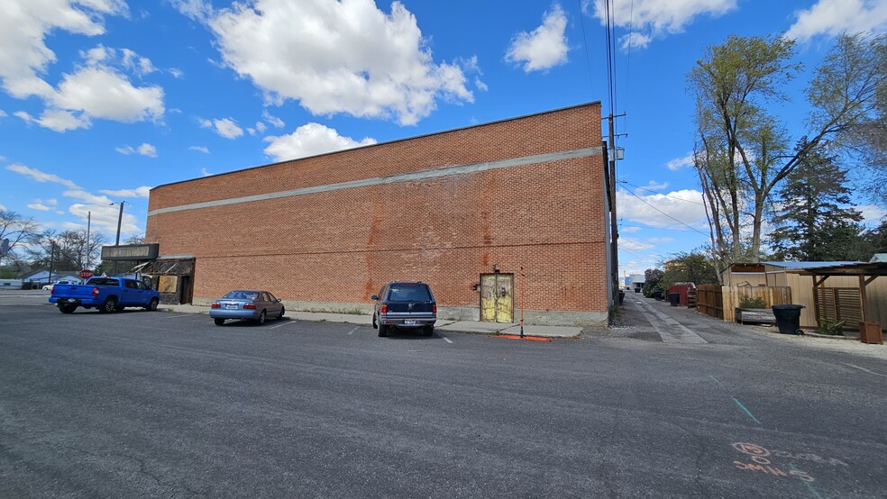 546 Main St, Gooding, ID for sale - Building Photo - Image 2 of 8