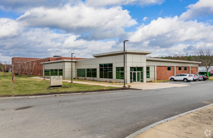 78 Barnum Rd, Devens, MA à louer - Photo du bâtiment - Image 2 de 48