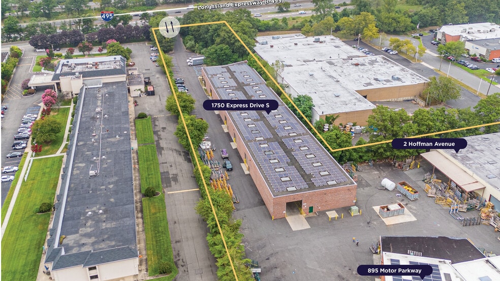 Hauppauge Industrial Portfolio portfolio of 3 properties for sale on LoopNet.ca - Building Photo - Image 3 of 7