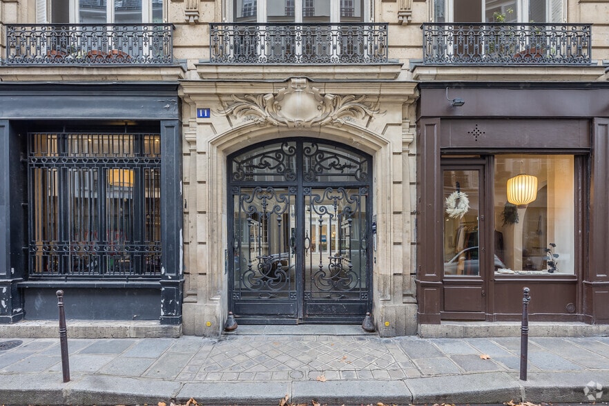 11 Rue Du Perche, Paris à louer - Photo du bâtiment - Image 3 de 3