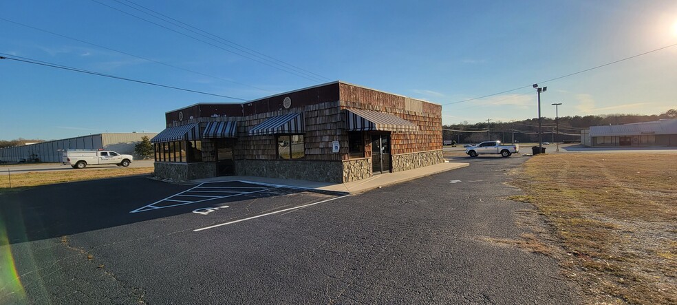 28098 Highway 76 E, Clinton, SC for sale - Building Photo - Image 1 of 1