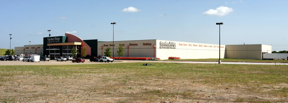 2650 W Interstate 20, Grand Prairie, TX à vendre - Photo du bâtiment - Image 2 de 7