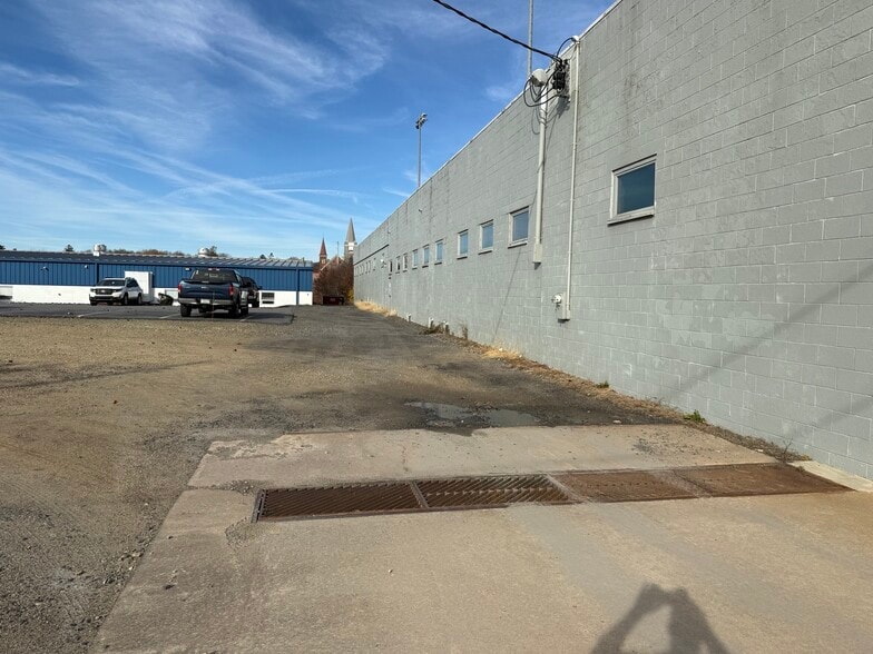 154 N Cedar St, Hazleton, PA for sale - Building Photo - Image 3 of 16