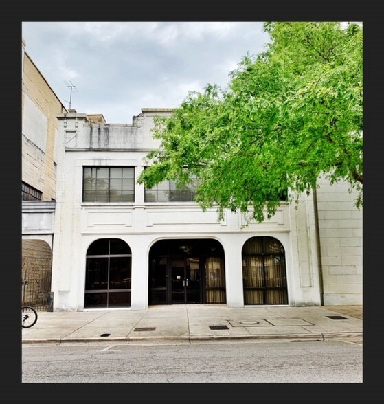 713 Broad St, Augusta, GA à louer - Photo principale - Image 1 de 2