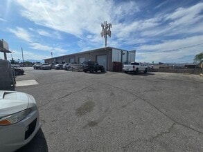 1498 N Nellis Blvd, Las Vegas, NV for lease Interior Photo- Image 2 of 8