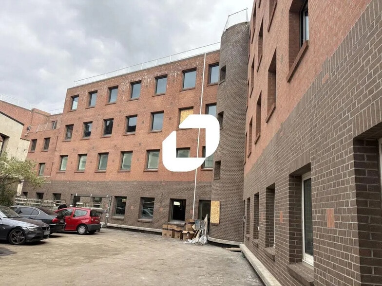 37 Rue Du Vieux Faubourg, Lille for lease - Building Photo - Image 2 of 27