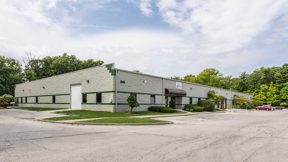 3849 N Richardt Ave, Indianapolis, IN à vendre - Photo du bâtiment - Image 3 de 7