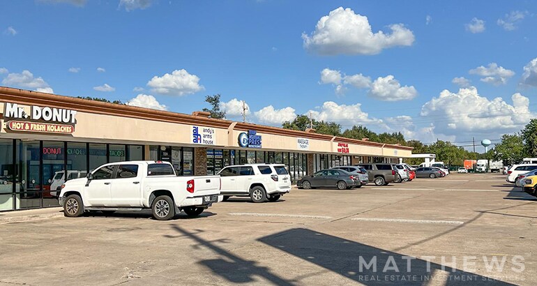 7324 Senate Ave, Jersey Village, TX for lease Building Photo- Image 1 of 4