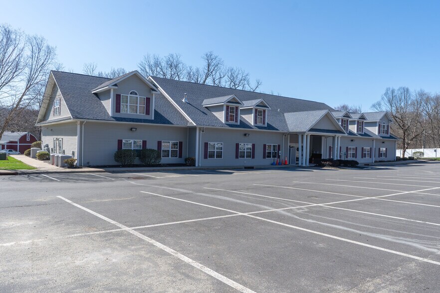 3348 State Route 208, Campbell Hall, NY à vendre - Photo du bâtiment - Image 2 de 15