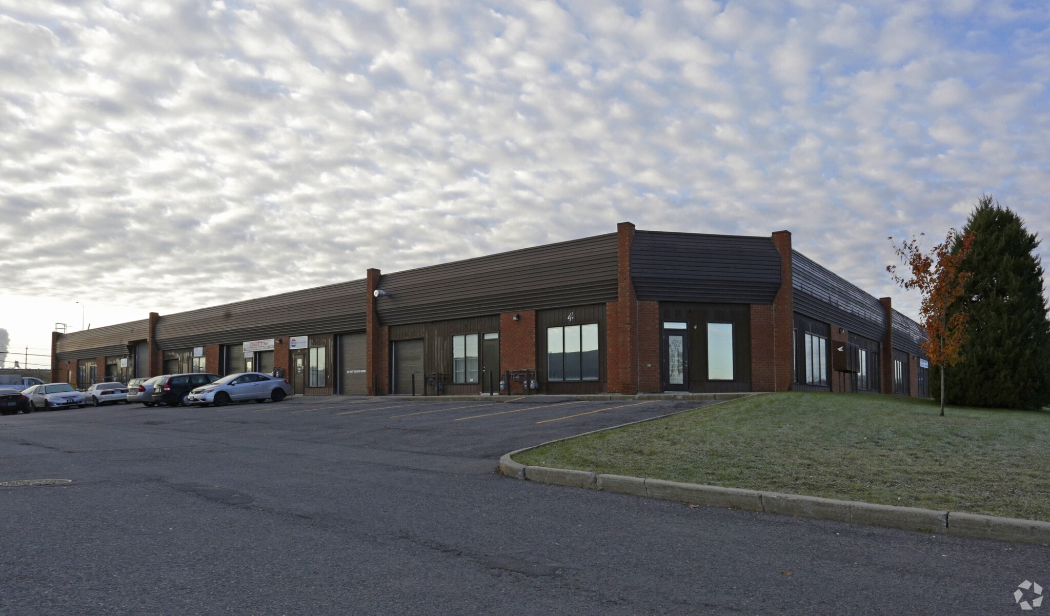 5340 Canotek Rd, Ottawa, ON for sale Primary Photo- Image 1 of 1