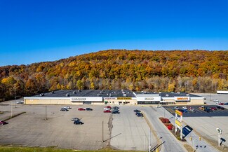 Plus de détails pour 697 Allegheny Blvd, Franklin, PA - Commerce de détail à louer