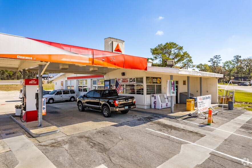709 S Broad St, Brooksville, FL à vendre - Photo du bâtiment - Image 3 de 18