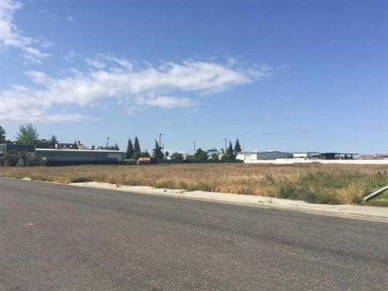 5001 Lisa Marie Ct, Bakersfield, CA for sale Building Photo- Image 1 of 4