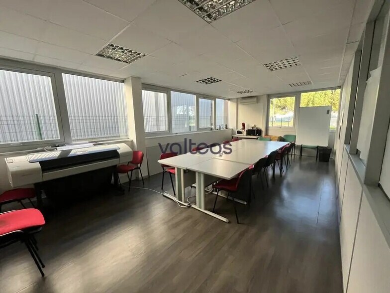 Bureau dans Quint-Fonsegrives à louer - Photo intérieure - Image 2 de 12