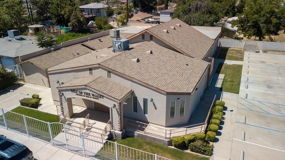 614 E 3rd St, Bakersfield, CA for sale - Primary Photo - Image 1 of 9