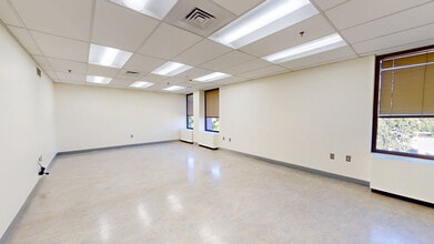 7777 Leesburg Pike, Falls Church, VA à louer Photo intérieure- Image 2 de 4