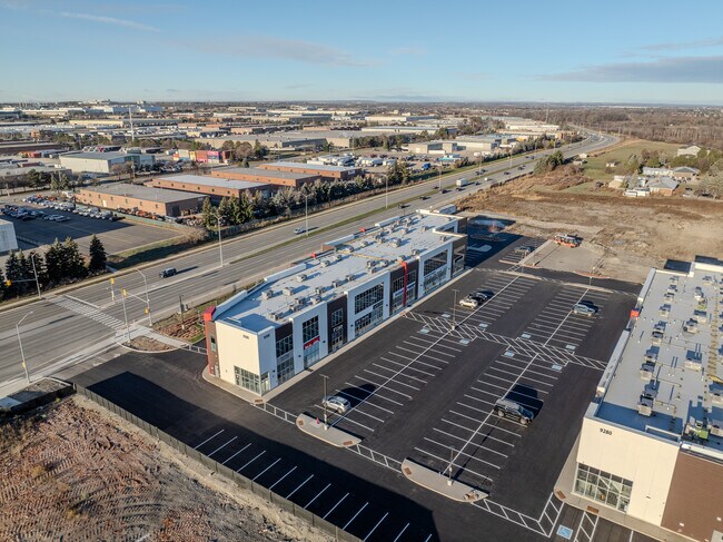 Plus de détails pour 9300 Goreway Dr, Brampton, ON - Plusieurs types d'espaces à louer