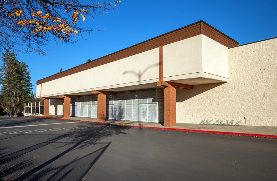 6600-6646 Clark Rd, Paradise, CA à louer - Photo du bâtiment - Image 2 de 13