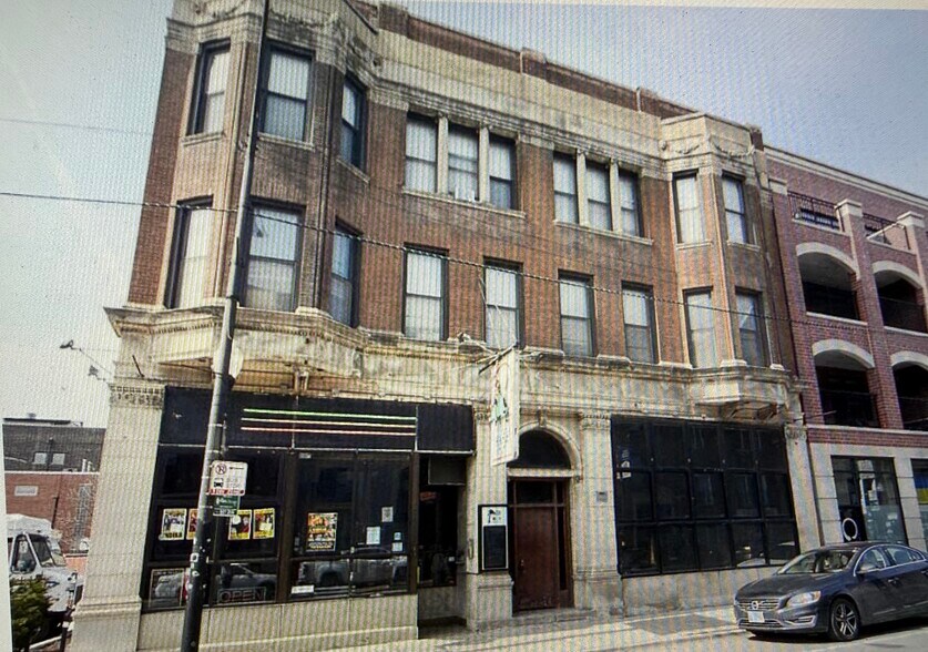 2612 N Halsted St, Chicago, IL à louer - Photo du bâtiment - Image 1 de 1