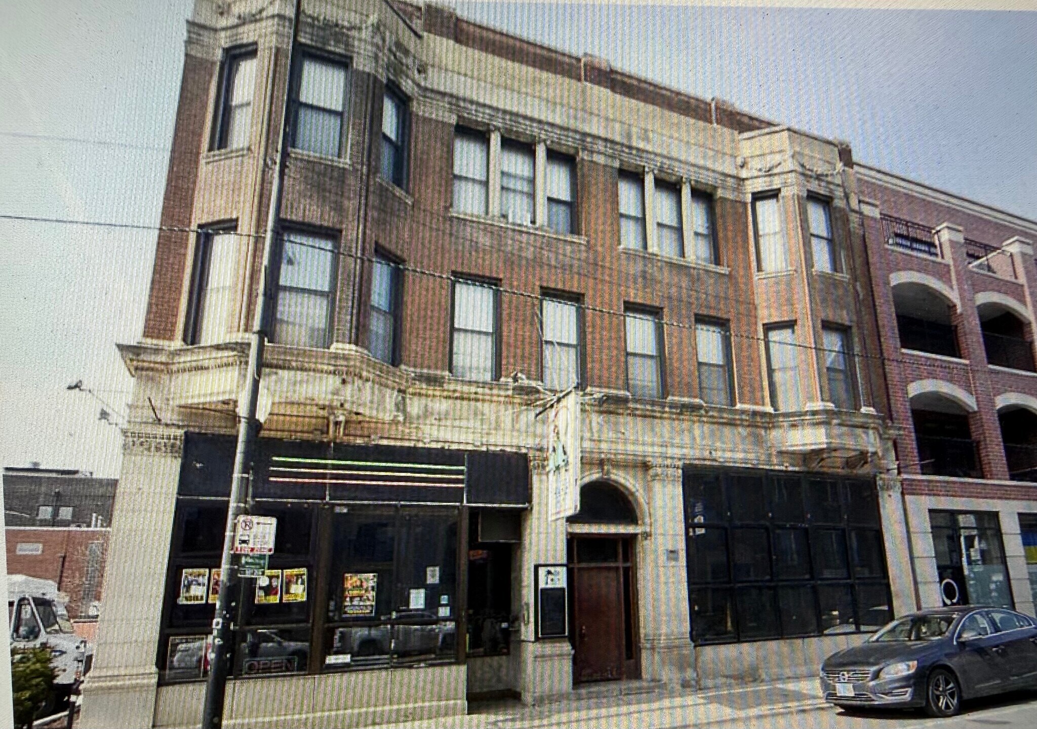 2612 N Halsted St, Chicago, IL à louer Photo du bâtiment- Image 1 de 2