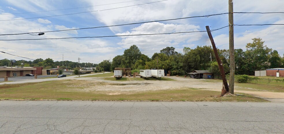 3446 N Lumpkin Rd, Columbus, GA à vendre - Photo du bâtiment - Image 2 de 4