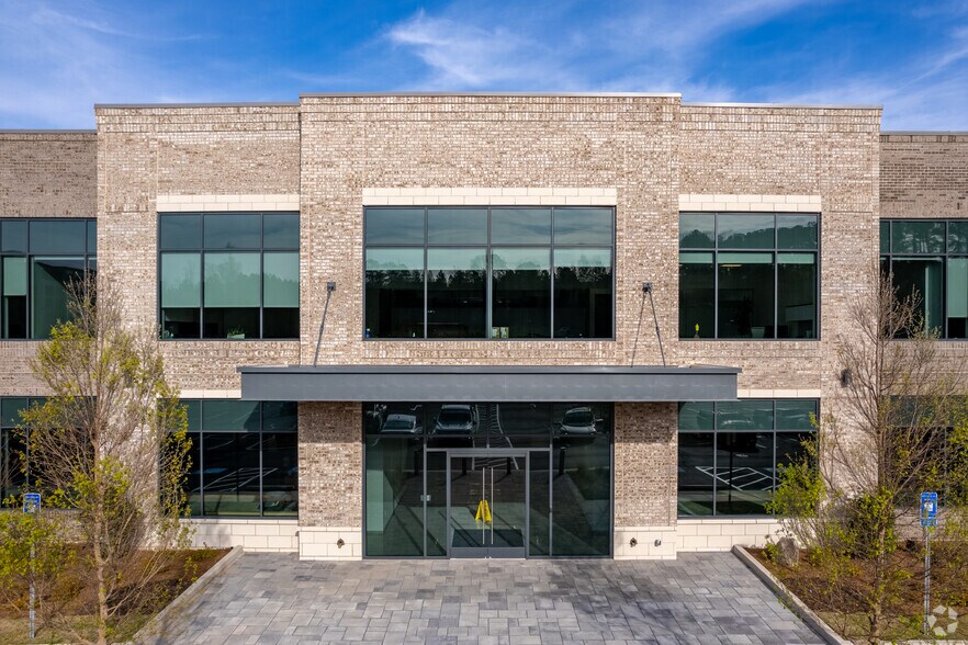 3050 Northwinds Pky, Alpharetta, GA à louer - Photo du bâtiment - Image 2 de 7