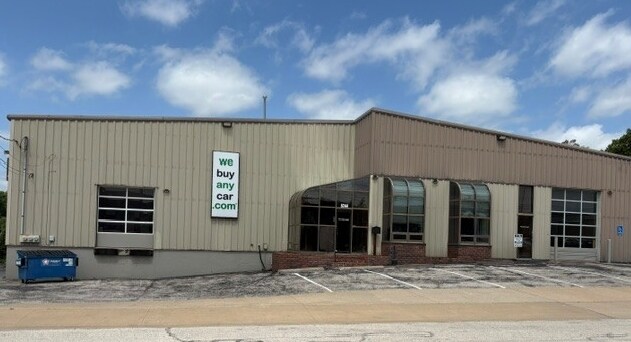 Plus de détails pour 5744 Kessler Ln, Merriam, KS - Industriel à louer