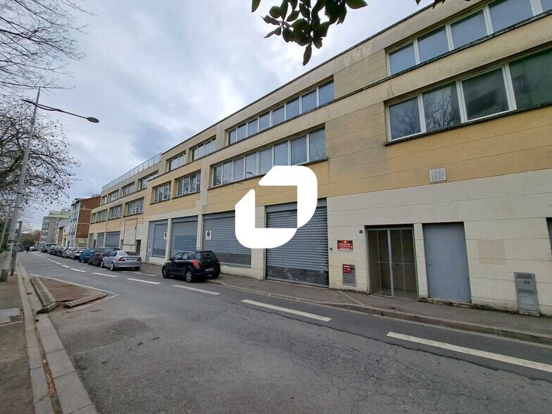 Flex dans Bagnolet à louer - Photo du bâtiment - Image 2 de 18