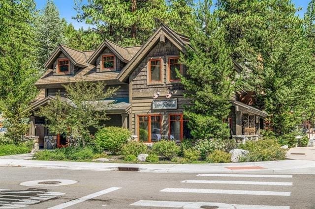 8703 North Lake Blvd Blvd, Kings Beach, CA for sale - Primary Photo - Image 1 of 52