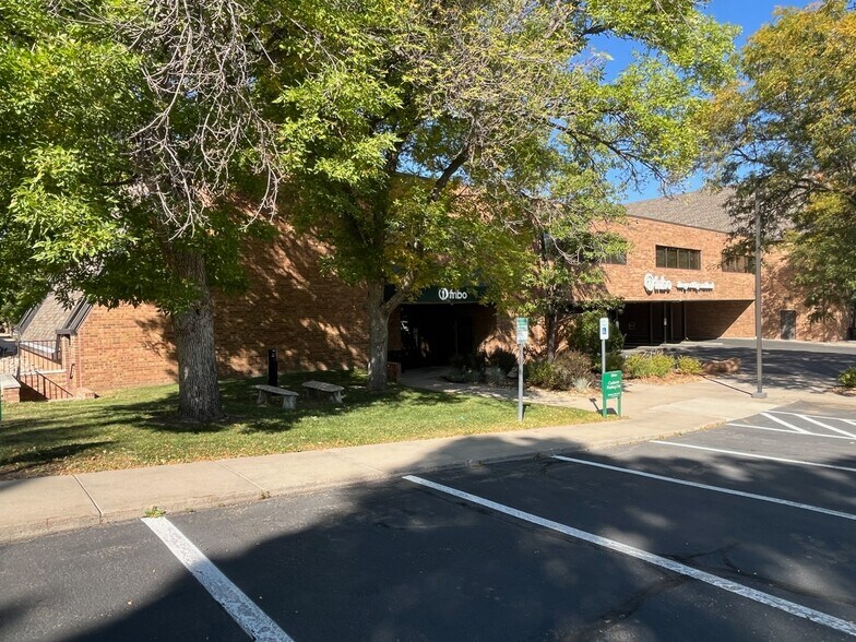 2308-2320 W 17th St, Greeley, CO à louer - Photo du bâtiment - Image 3 de 13