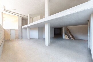 Plus de détails pour Commerce de détail à vendre