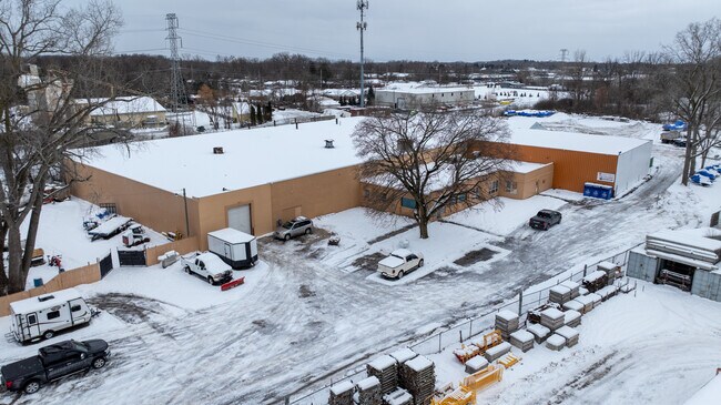 More details for 1109 Decker Rd, Walled Lake, MI - Industrial for Lease