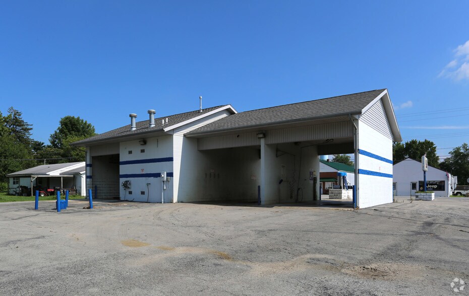 45 E Pike St, Fayetteville, OH à vendre - Photo du bâtiment - Image 2 de 3