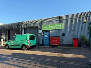 29 Summerstown, London for lease Building Photo- Image 1 of 9