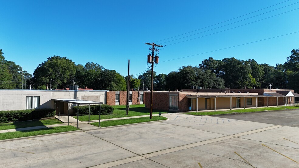 4544 S Court St, Montgomery, AL à vendre - Photo du bâtiment - Image 3 de 17