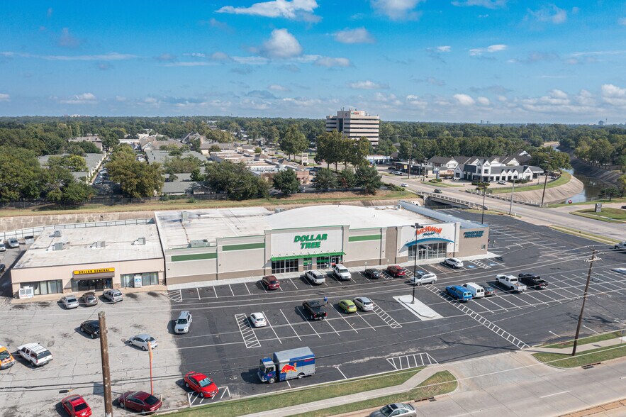 2235 E 61st St, Tulsa, OK à vendre - Photo du bâtiment - Image 2 de 4