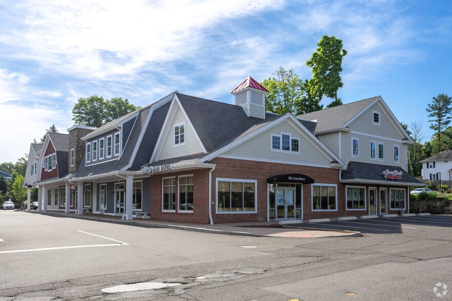 MAIN St, Trumbull, CT à vendre - Photo principale - Image 1 de 1